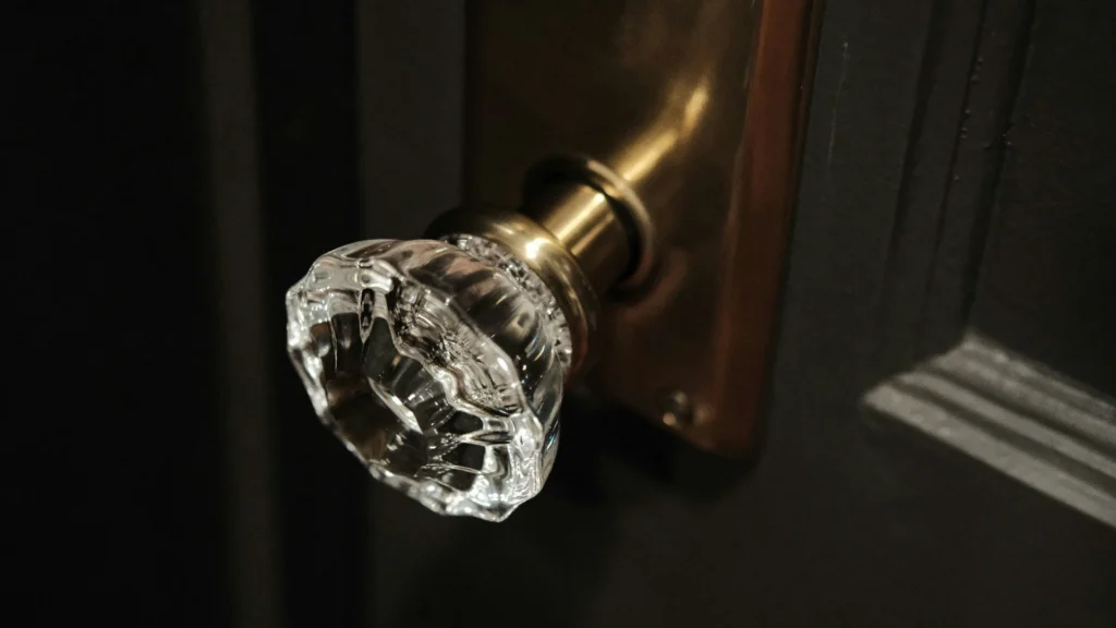 luxury consumer behavior